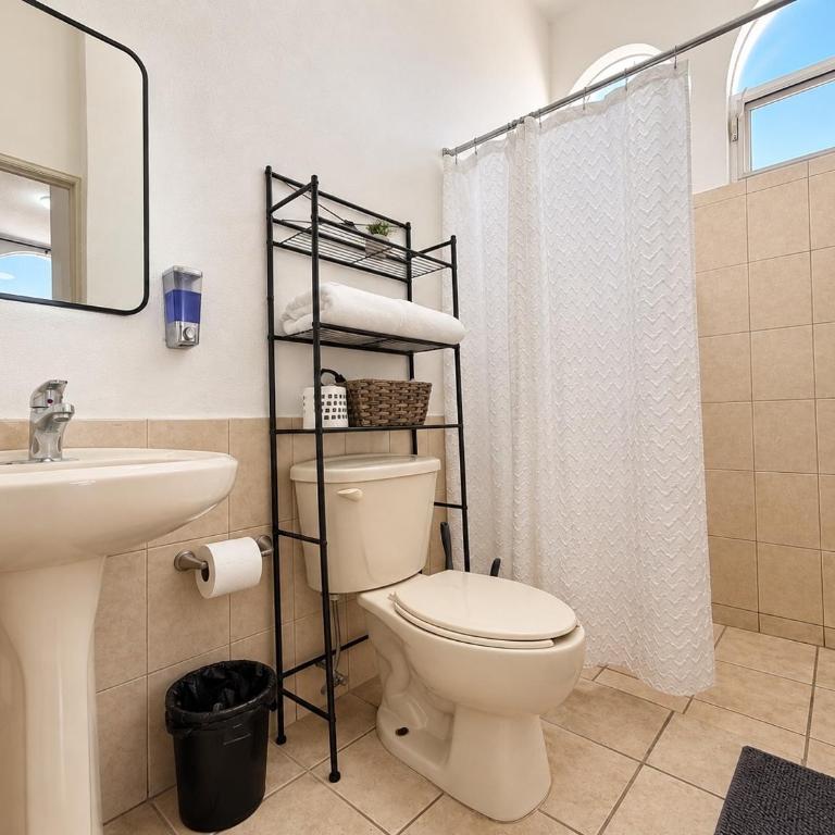 Casa Balandra 2BR home downtown LPZ walk everywhere - Two-Bedroom Apartment - 12