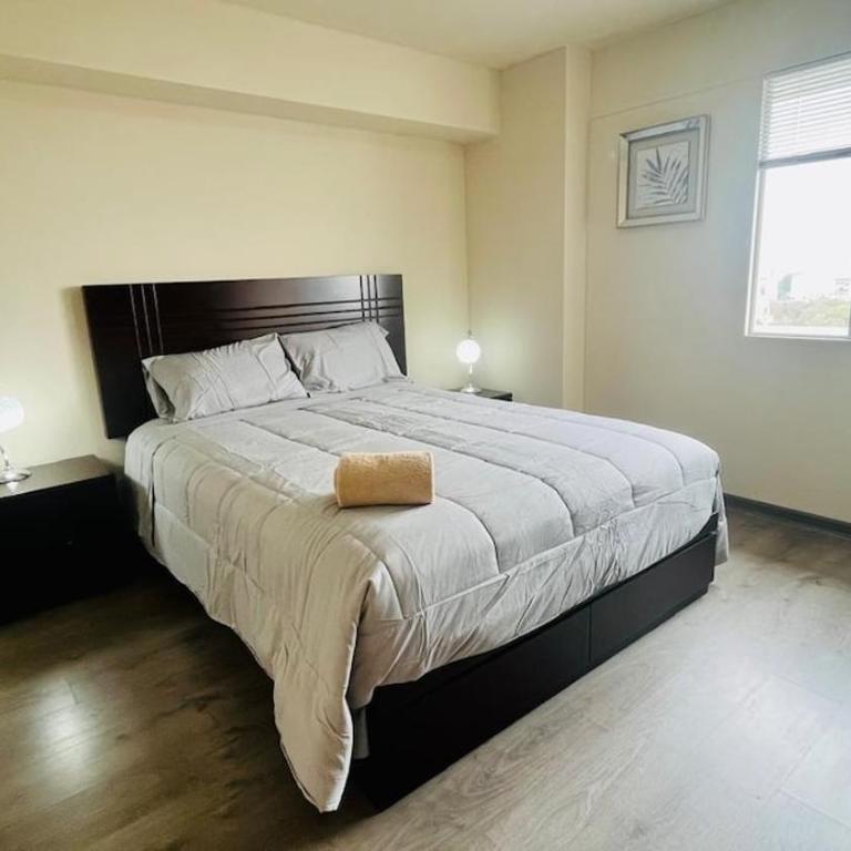 Hermoso, Piso 18 lindas vistas y full equipado - Apartamento de 3 dormitorios - 4