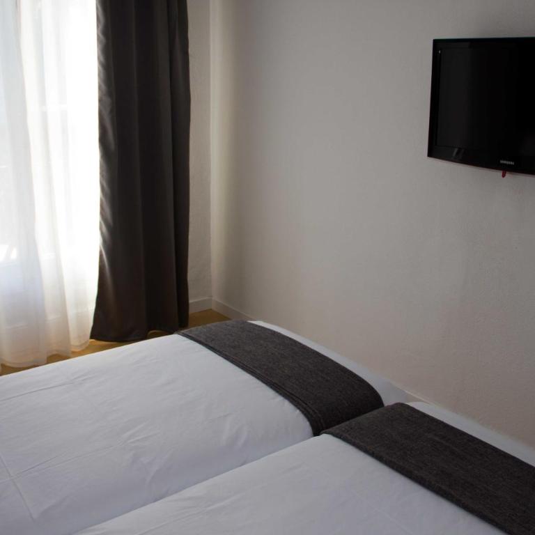 Hostalin Barcelona Diputacion - Habitación Doble con balcón - 2 camas - 7