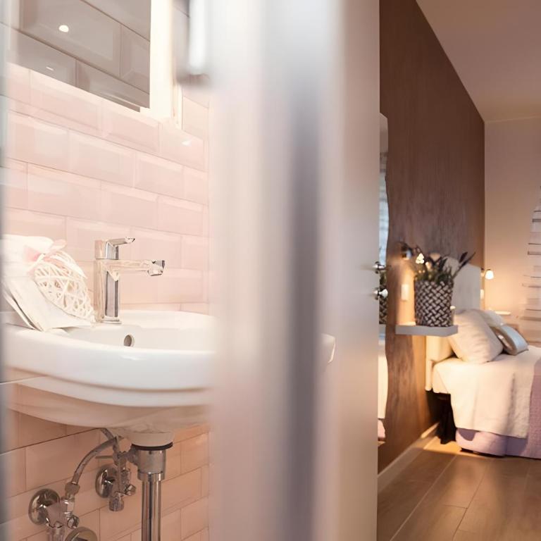 Domus Casaletto - Camera Queen Standard - 10