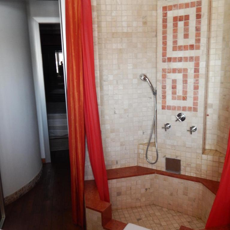 Forte House - King Room - 3