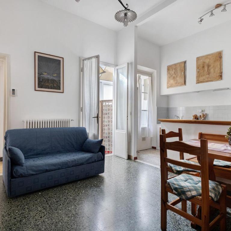 Casa Glad - Viareggio - Appartamento Deluxe con 2 Camere da Letto e Balcone - 1