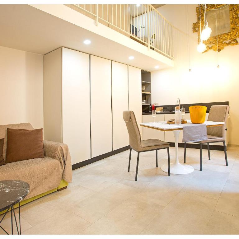 Casa dell'Unicorno, Design & Terrace in Lucca - One-Bedroom Apartment - 7