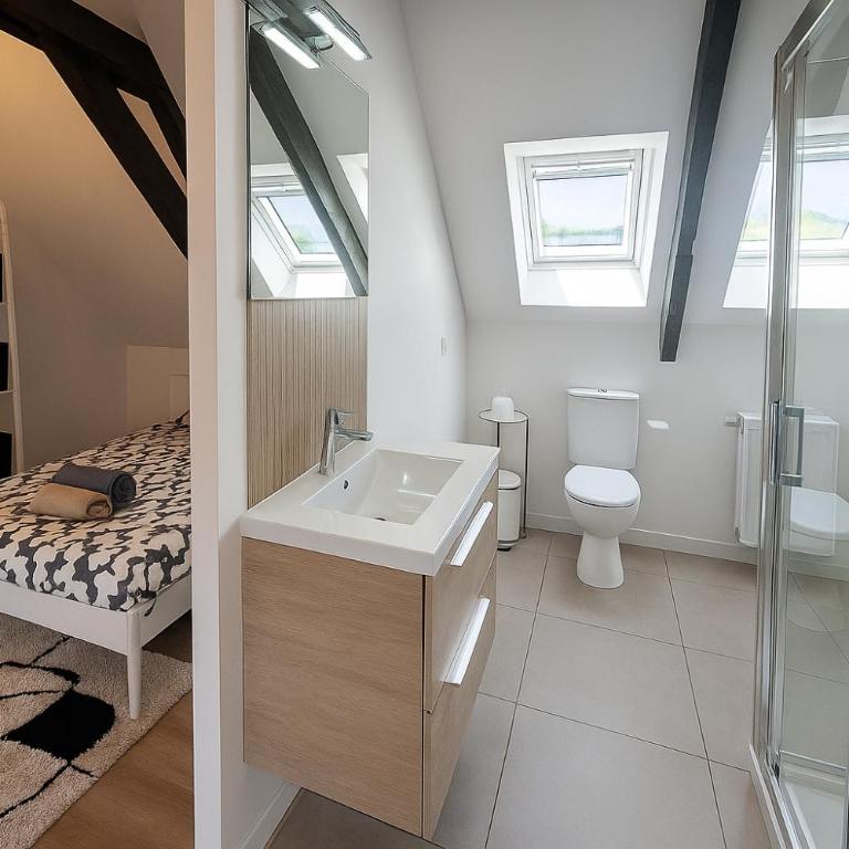 Jean Jaurès Maison Familiale 5 chambres 10 pers avec Extérieur - Linge & Ménage Inclus - Maison 5 Chambres - 20