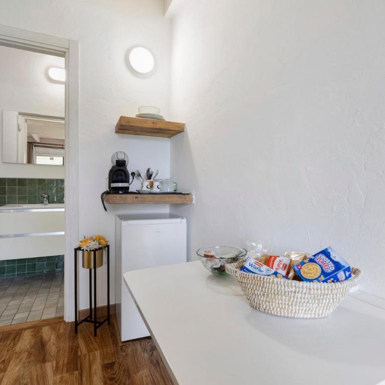 Casa Pito Pito - One-Bedroom Apartment with Garden View - 10