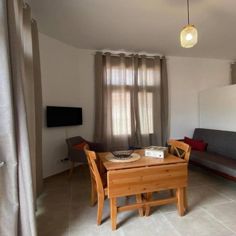 Casa La Puntilla - Estudio Nº 1 - Estudio - 7