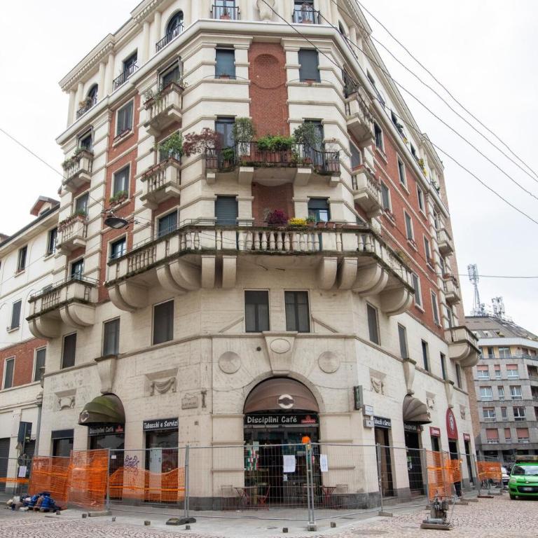 Elegante dimora a 10 minuti a piedi dal Duomo - Appartamento con 2 Camere da Letto - 19