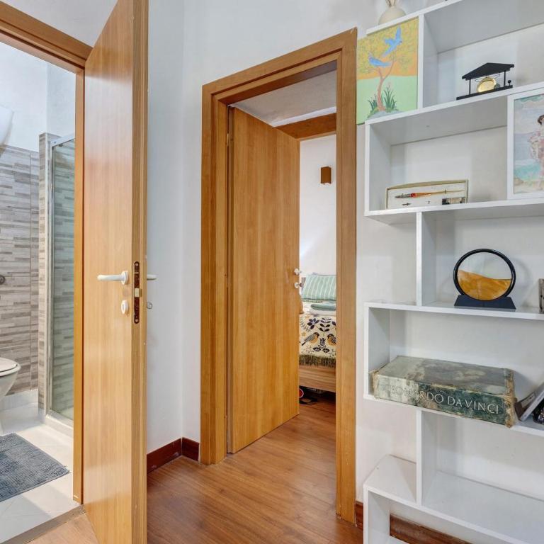 Apartament d'artistes - Appartamento con 1 Camera da Letto e Vista Città - 11