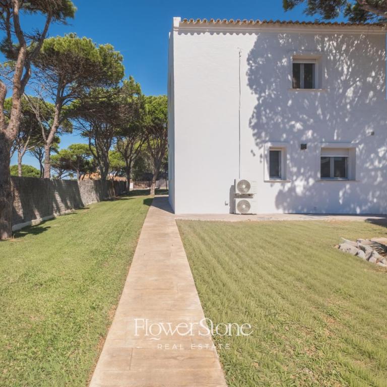 Villa Mónaco con piscina Urbanización Roche - Villa de 2 dormitorios - 70