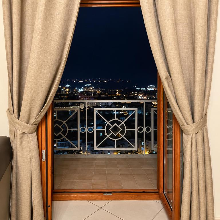 Nanà Home - Deluxe Double Room with Sea View - 2