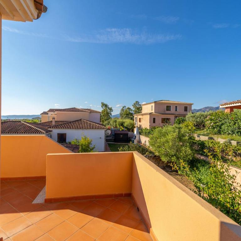 ISS Travel, L'Uddastru 2, Panoramic Apartments - with private outdoor terrace - Appartamento con 2 Camere da Letto - 5