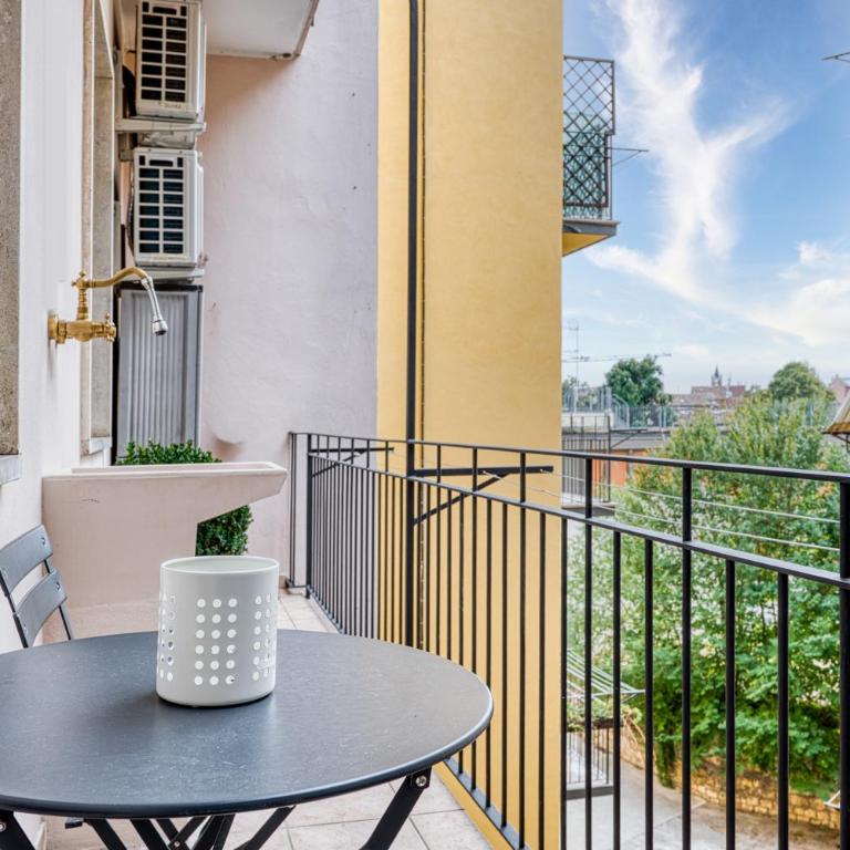 Suite il Vescovo Moro - Superior One-Bedroom Apartment with Balcony - 40
