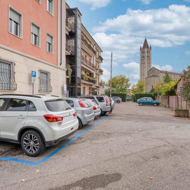 Suite il Vescovo Moro - Superior One-Bedroom Apartment with Balcony - 51