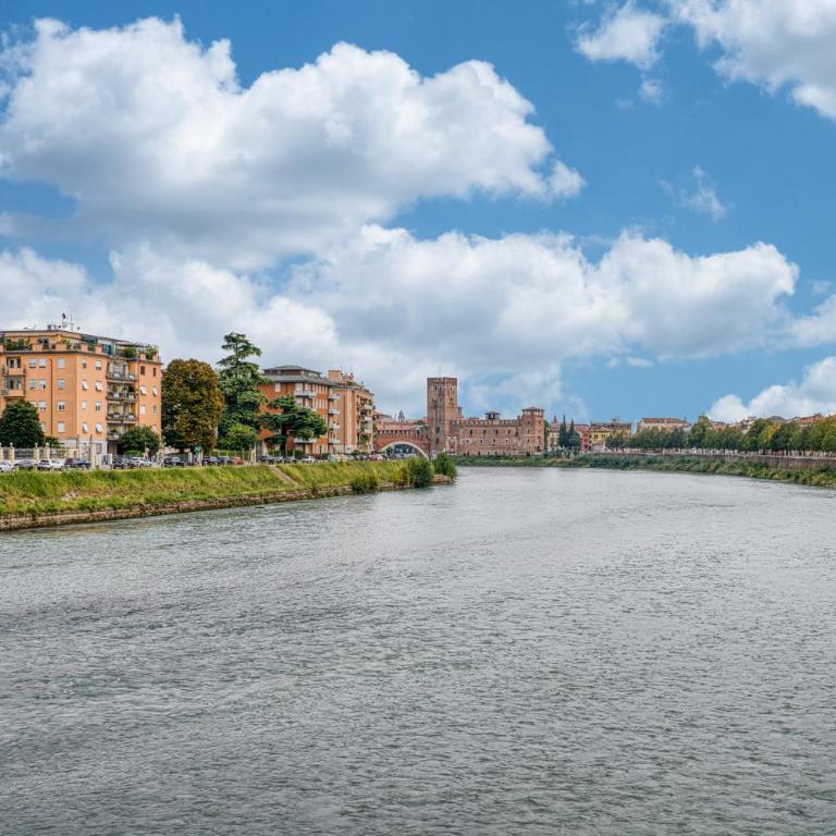 Suite il Vescovo Moro - Superior One-Bedroom Apartment with Balcony - 53