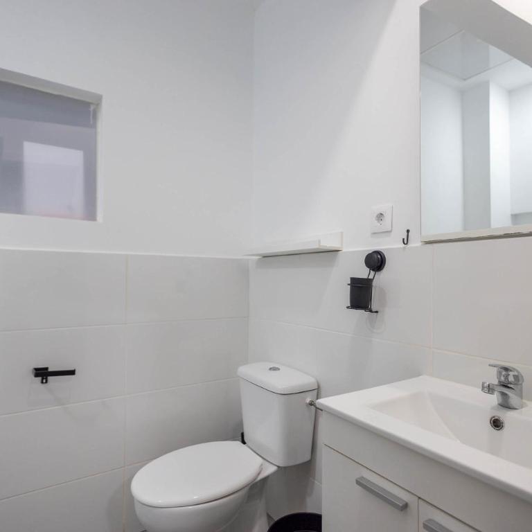 Mol Terrace 14 Guests, 9 En-Suite Bathroom with Fridge and TV - Casa - 10