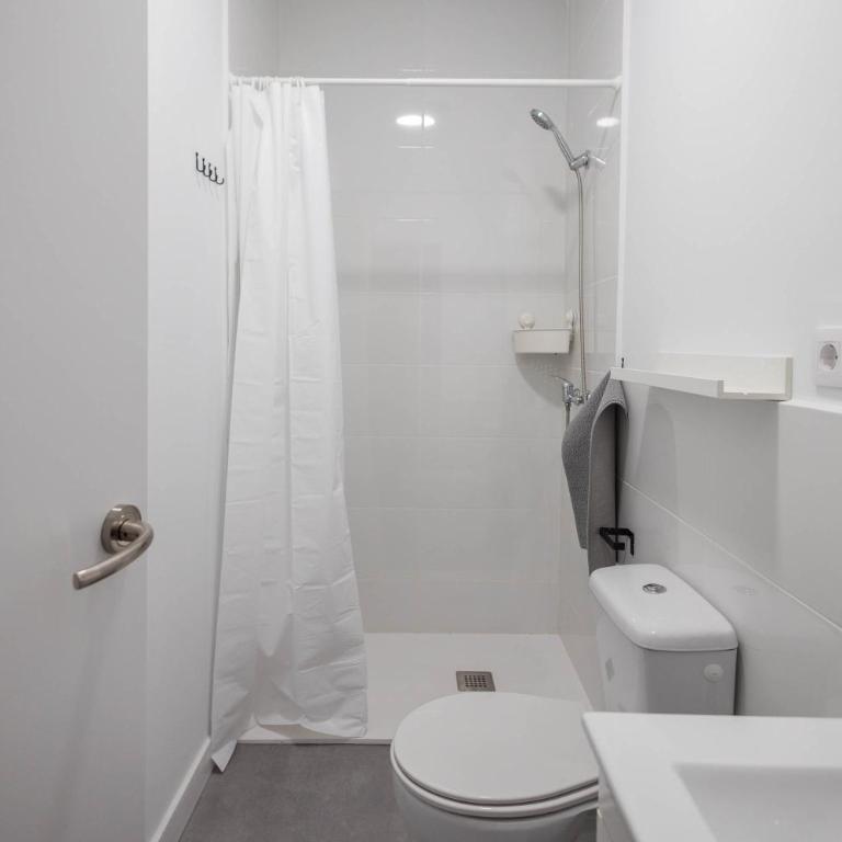 Mol Terrace 14 Guests, 9 En-Suite Bathroom with Fridge and TV - Casa - 25