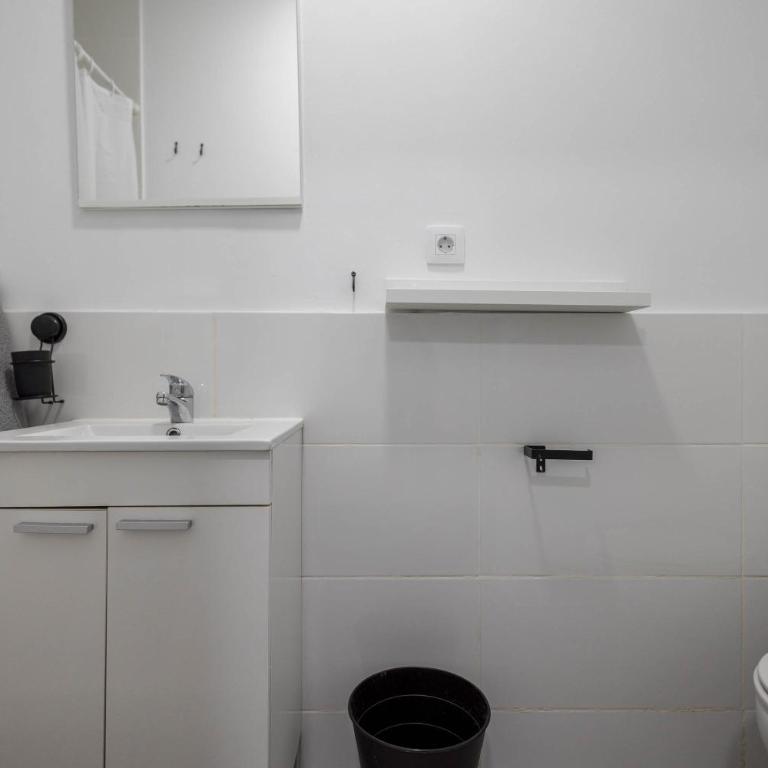Mol Terrace 14 Guests, 9 En-Suite Bathroom with Fridge and TV - Casa - 8