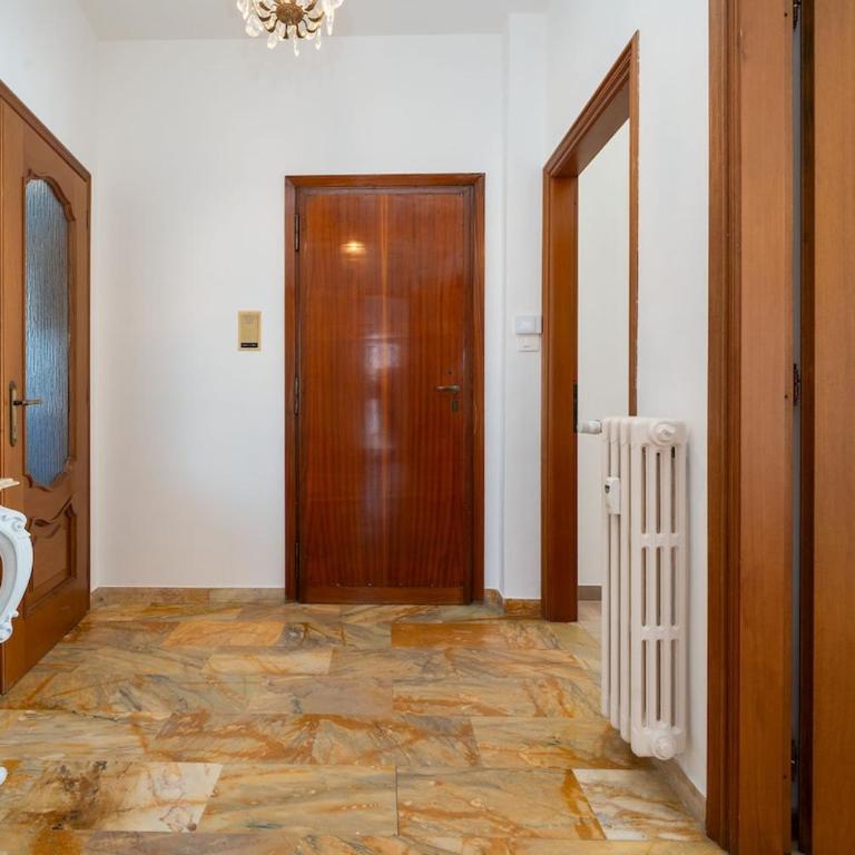 Casa Veronese Levi - Two-Bedroom Apartment - 40