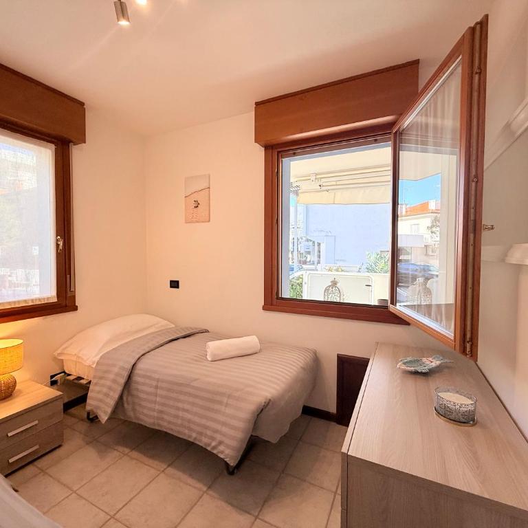 Blue Coral Apartment - City Center - Two-Bedroom Apartment - 23