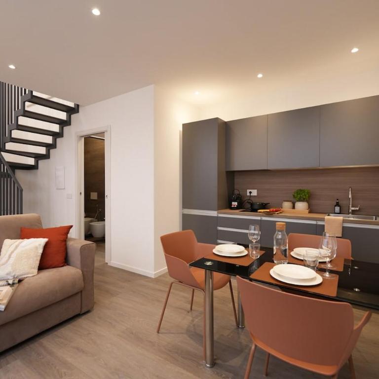 2 Steps from the Castle - Heart of Ferrara - Casa con 2 Camere da Letto - 16