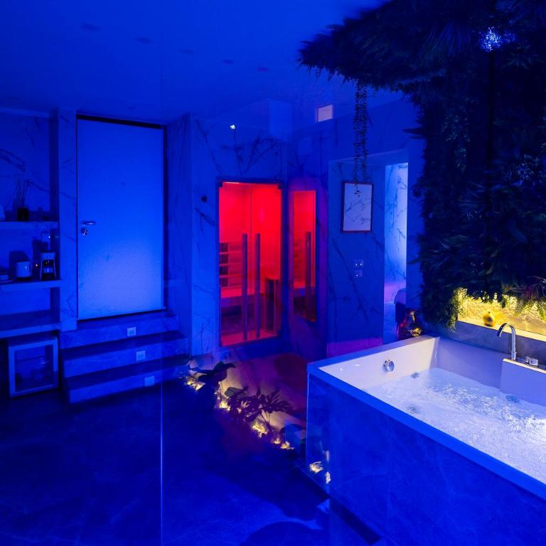 ELEMENT Suite&Spa - Suite King con Vasca Idromassaggio - 32