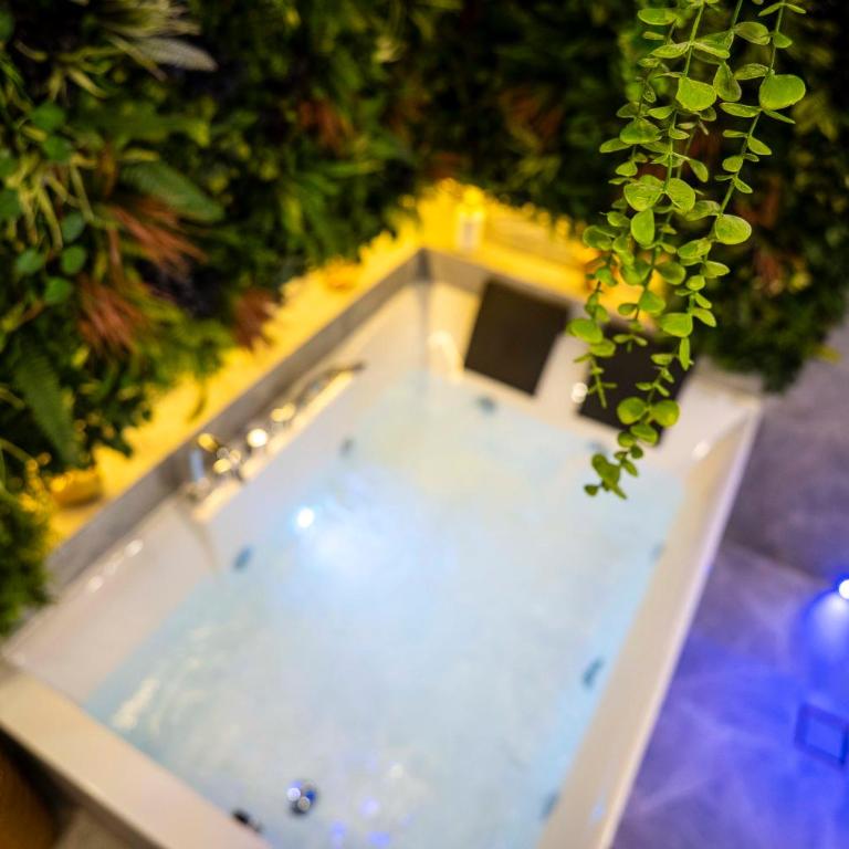 ELEMENT Suite&Spa - Suite King con Vasca Idromassaggio - 38