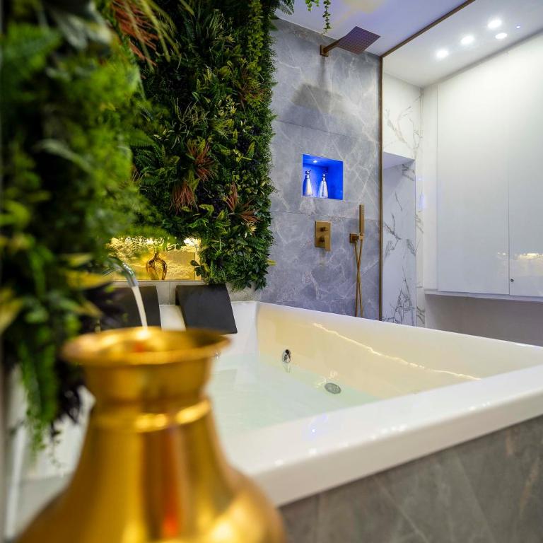 ELEMENT Suite&Spa - Suite King con Vasca Idromassaggio - 66