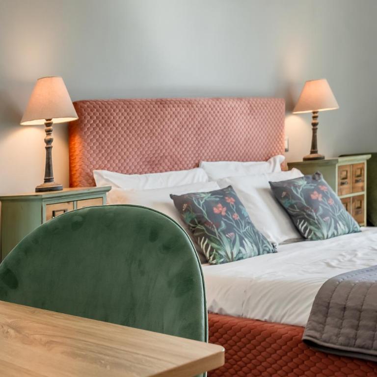 Amor Rome Suites - Dreibettzimmer mit eigenem externen Bad - 1