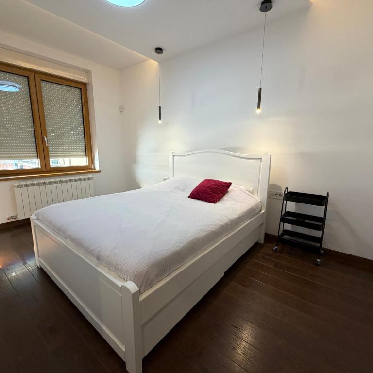 Manjez Park Luxury Residence - One-Bedroom Apartment - 6