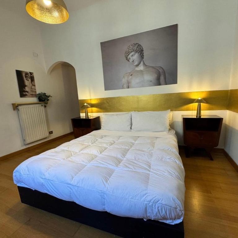 Stones Throw From The Historical Colosseo - Appartamento - 3