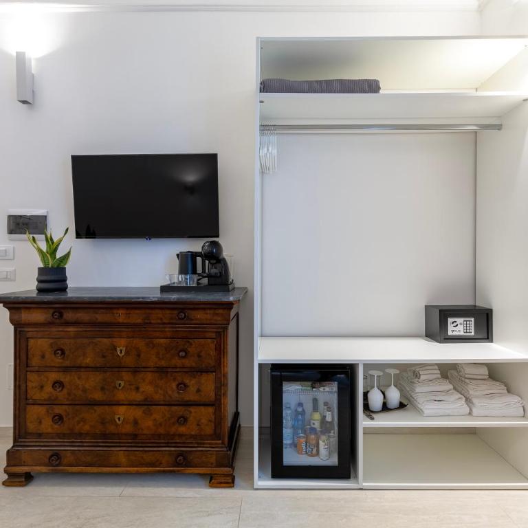 Relais Boutique - Junior Suite - 13