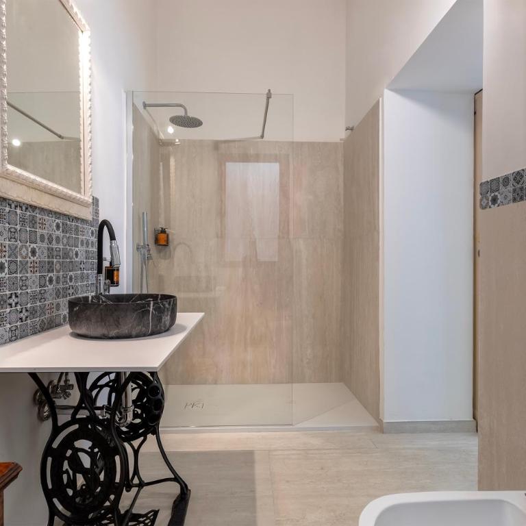 Relais Boutique - Junior Suite - 4