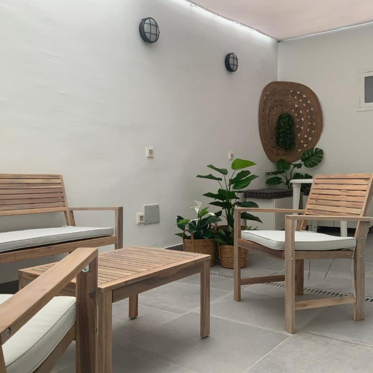 Mol Terrace 14 Guests, 9 En-Suite Bathroom with Fridge and TV - Casa - 14