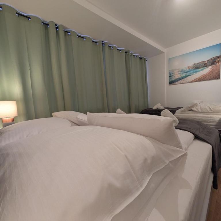 Prime Old Town Location with 3 Bedrooms for 1-7 Guests - Apartamento de 3 dormitorios con vistas - 18