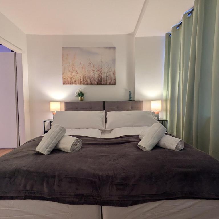 Prime Old Town Location with 3 Bedrooms for 1-7 Guests - Apartamento de 3 dormitorios con vistas - 21