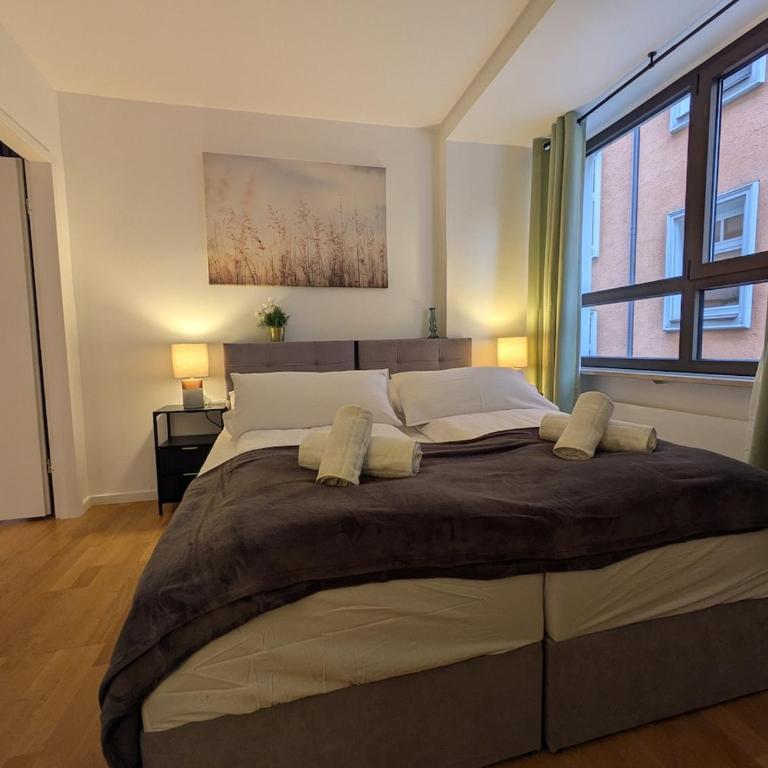 Prime Old Town Location with 3 Bedrooms for 1-7 Guests - Apartamento de 3 dormitorios con vistas - 27