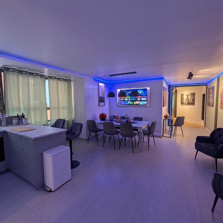 Prime Old Town Location with 3 Bedrooms for 1-7 Guests - Apartamento de 3 dormitorios con vistas - 7