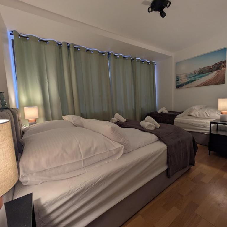 Prime Old Town Location with 3 Bedrooms for 1-7 Guests - Apartamento de 3 dormitorios con vistas - 25