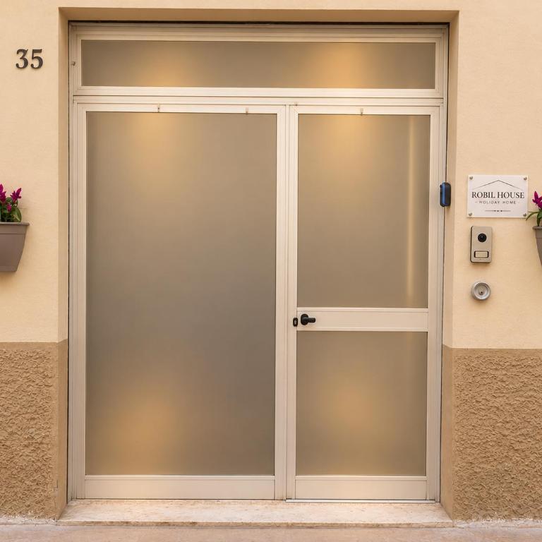 Robil House - One-Bedroom House - 45