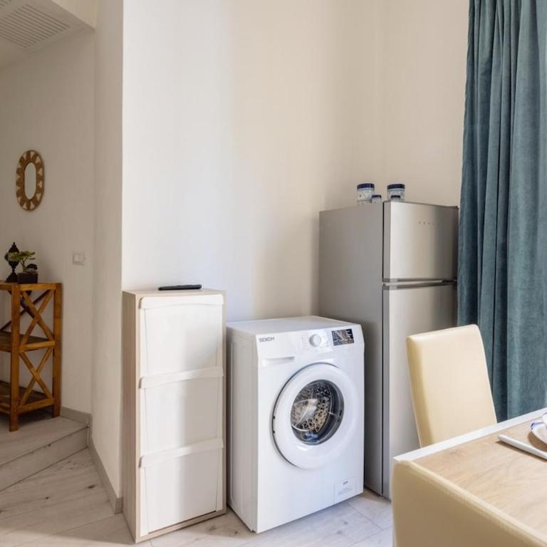 Free Private garage 400m from sea -Air conditioning - Apartment mit 2 Schlafzimmern - 7