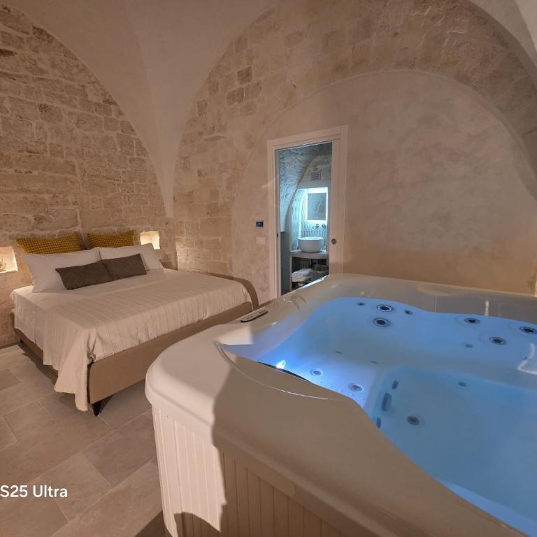 Suite Pietra Chiara Ostuni - Jacuzzi & Relax - Appartamento Suite - 4