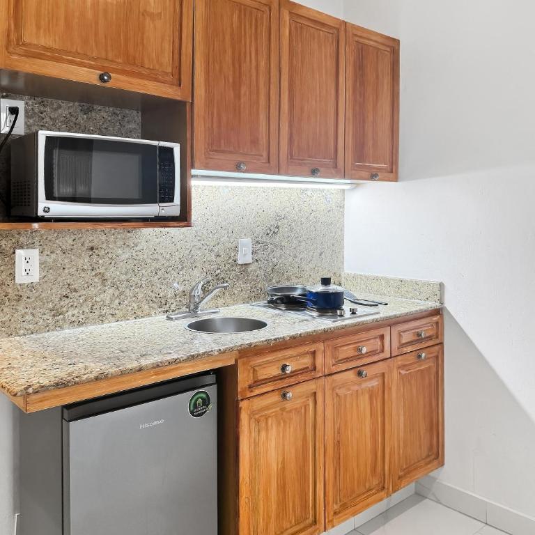 Suites Río Lerma - Apartamento con balcón - 23