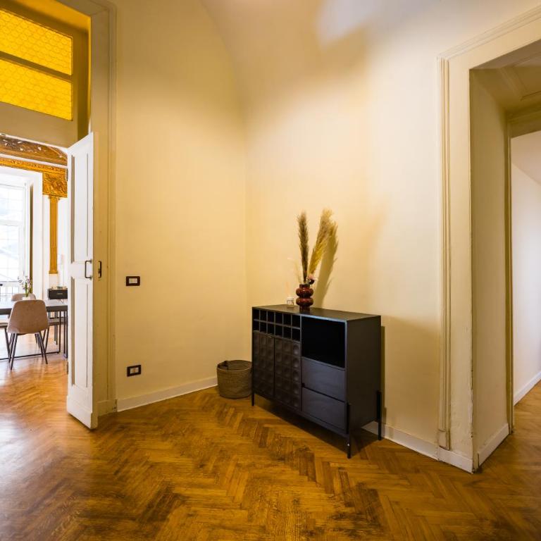 Nalusa Palazzo Centro Storico - Camera Tripla con Vista Città - 13