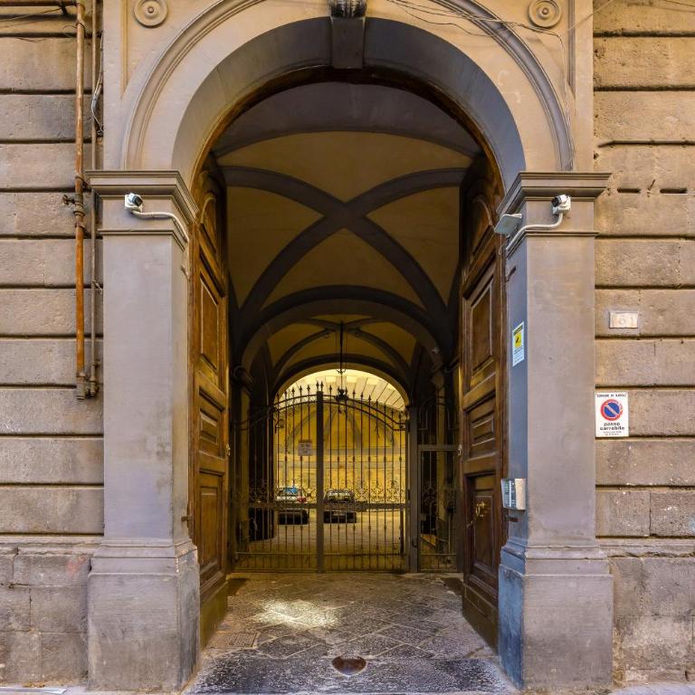 Nalusa Palazzo Centro Storico - Camera Tripla con Vista Città - 31