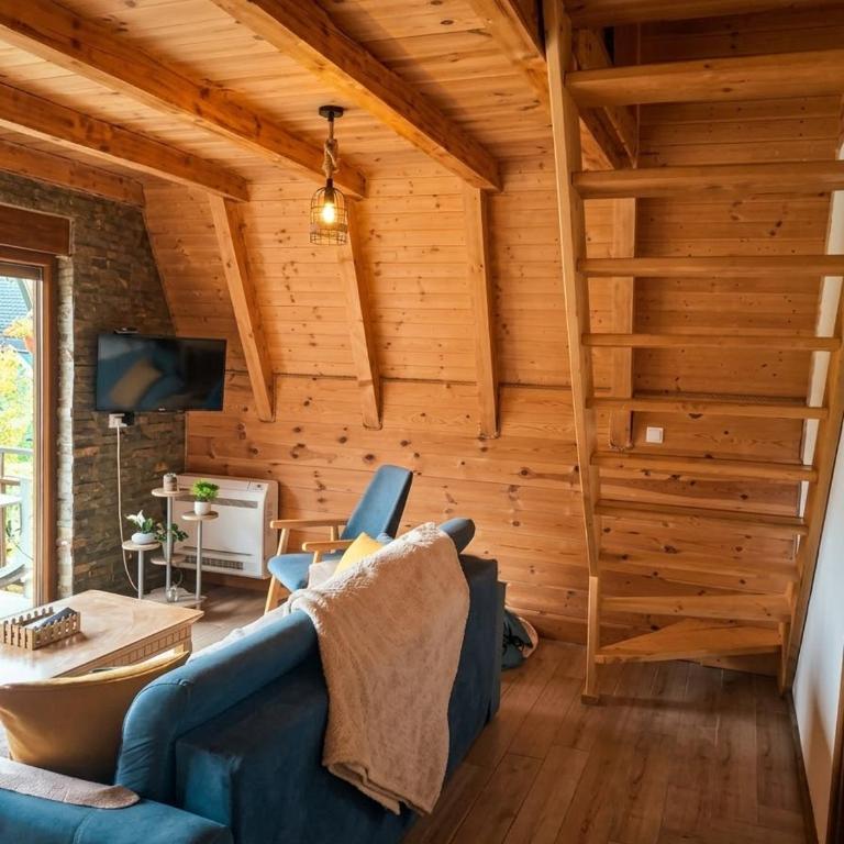 Three Houses - Kuća sa 2 Spavaće Sobe - 9