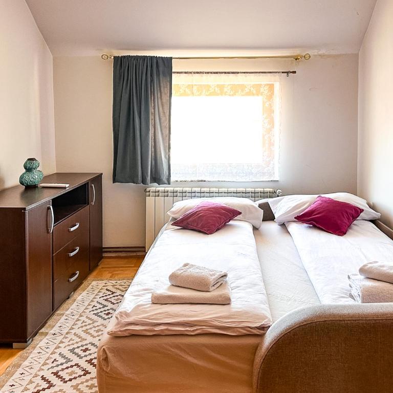 View of Vijećnica - Apartman sa 2 Spavaće Sobe - 5