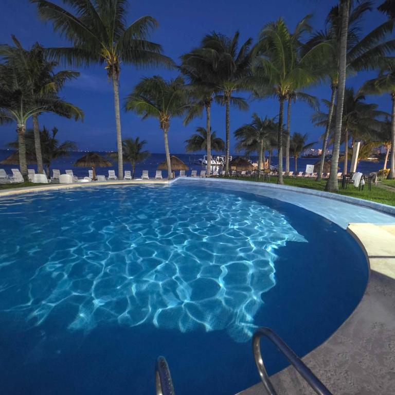 2 Bedroom Ocean Front Condo in the Hotel Zone - Casa - 27