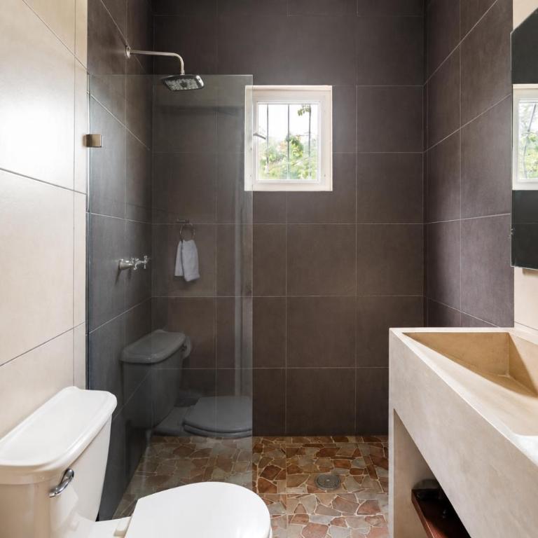 Delfin, at Casa Tres Soles Hideaway, 2Bedroom 2 Bath, Pool, near Beach and Downtown Bucerias - Apartamento de 2 dormitorios - 9