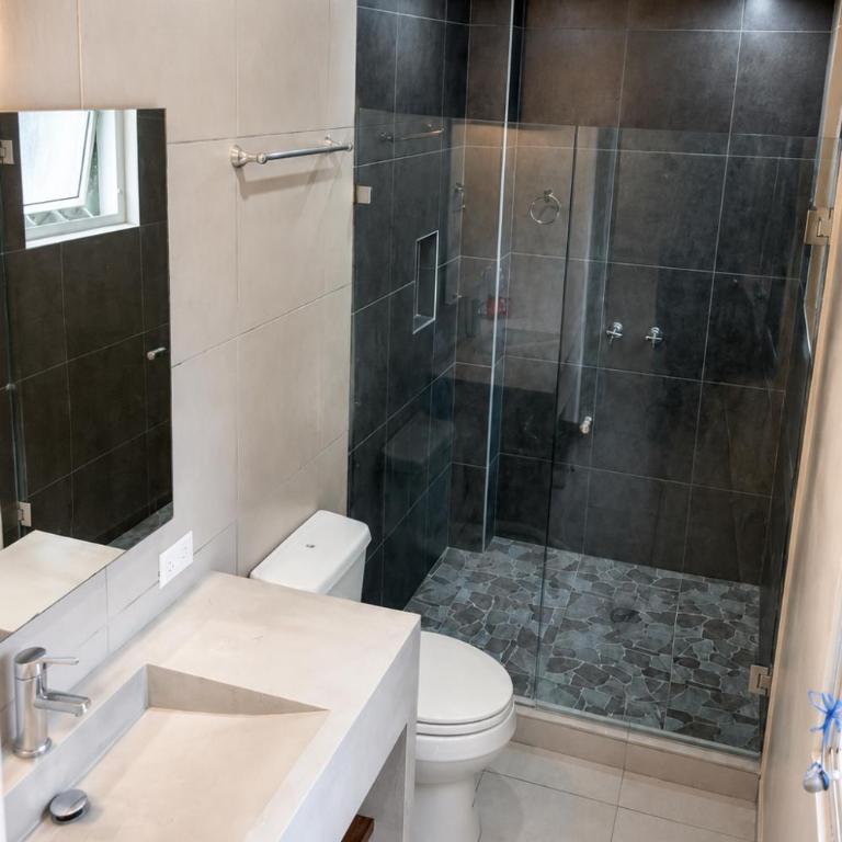 Delfin, at Casa Tres Soles Hideaway, 2Bedroom 2 Bath, Pool, near Beach and Downtown Bucerias - Apartamento de 2 dormitorios - 47