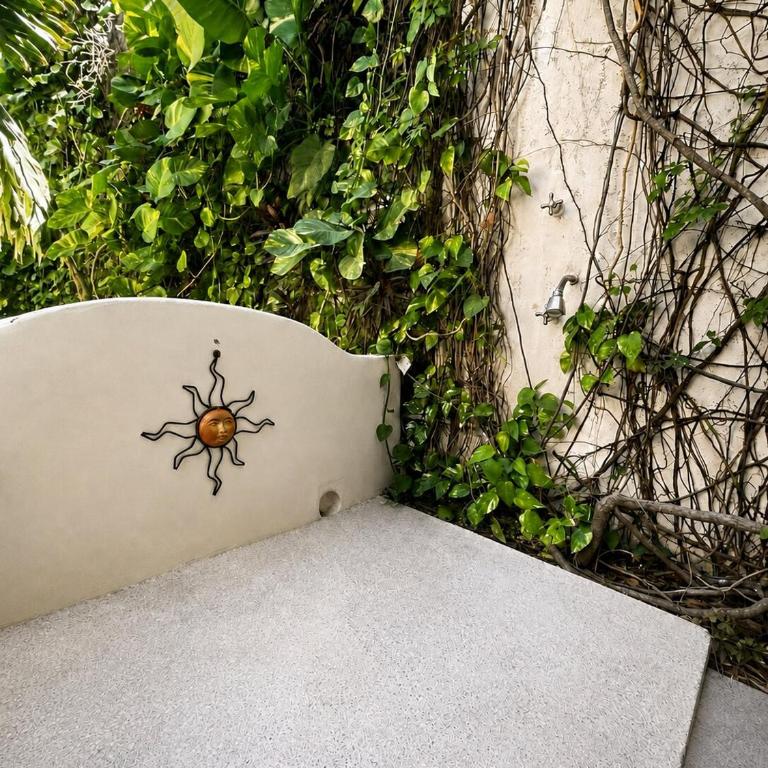 Delfin, at Casa Tres Soles Hideaway, 2Bedroom 2 Bath, Pool, near Beach and Downtown Bucerias - Apartamento de 2 dormitorios - 91